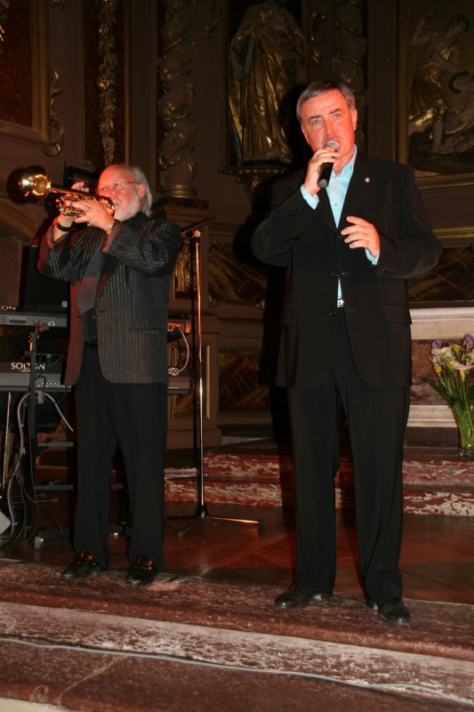 avec le concours de Michel LAUNAY