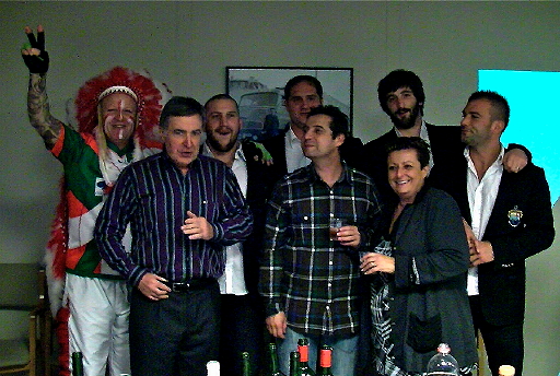 soirée mémorable en compagnie de Robert RABAGNY (l'indien du BO), Fabien BARCELLA, Alexandre BAROZZI, Yann FIOR , Arnaud MIGNARDI ,ainsi que nos hôtes Isabelle et Patrick MENDY