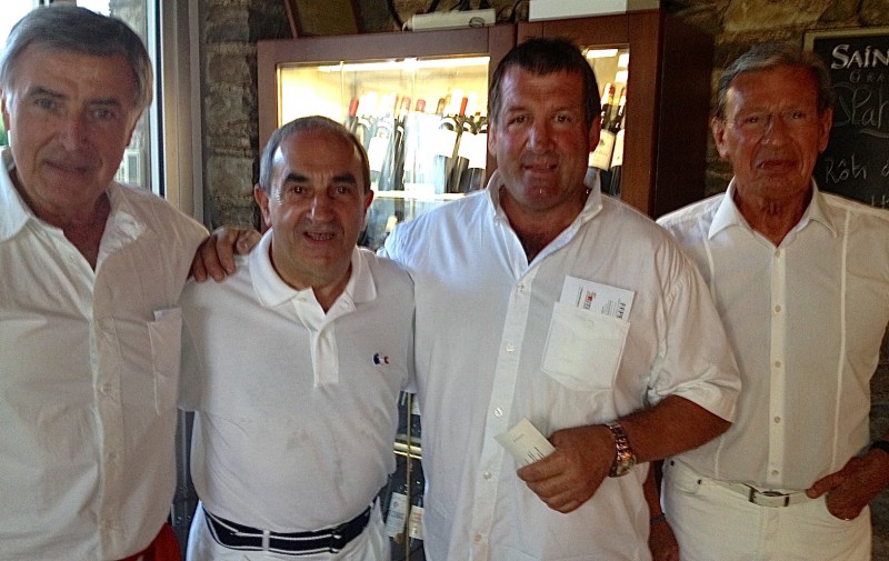 mercredi avant la partie: Michel , Jean GACHASSIN , pascal ONDARTS , Jean GRENET maire de Bayonne
